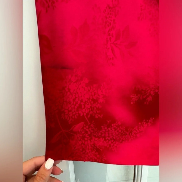 Vintage Maggy London 100% Silk Cranberry Holiday Red Floral Pencil Skirt Size 12 - Picture 6 of 7